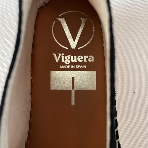 Viguera - Authentic Black Spanish Espadrilles - Size 40. NEW With Tags. - Picture 3 of 9